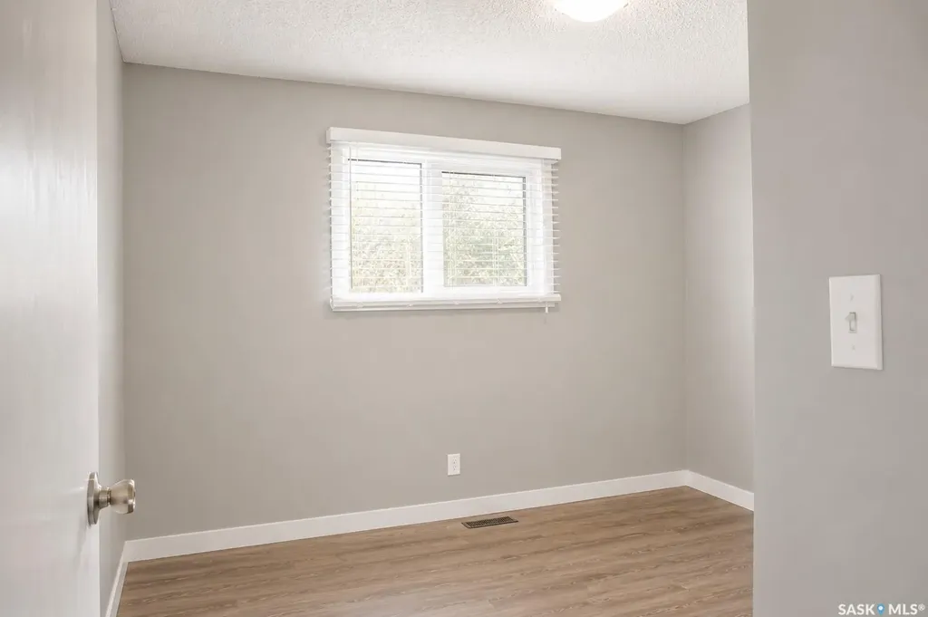 326 3rd Avenue Young SK S0K 4Y0