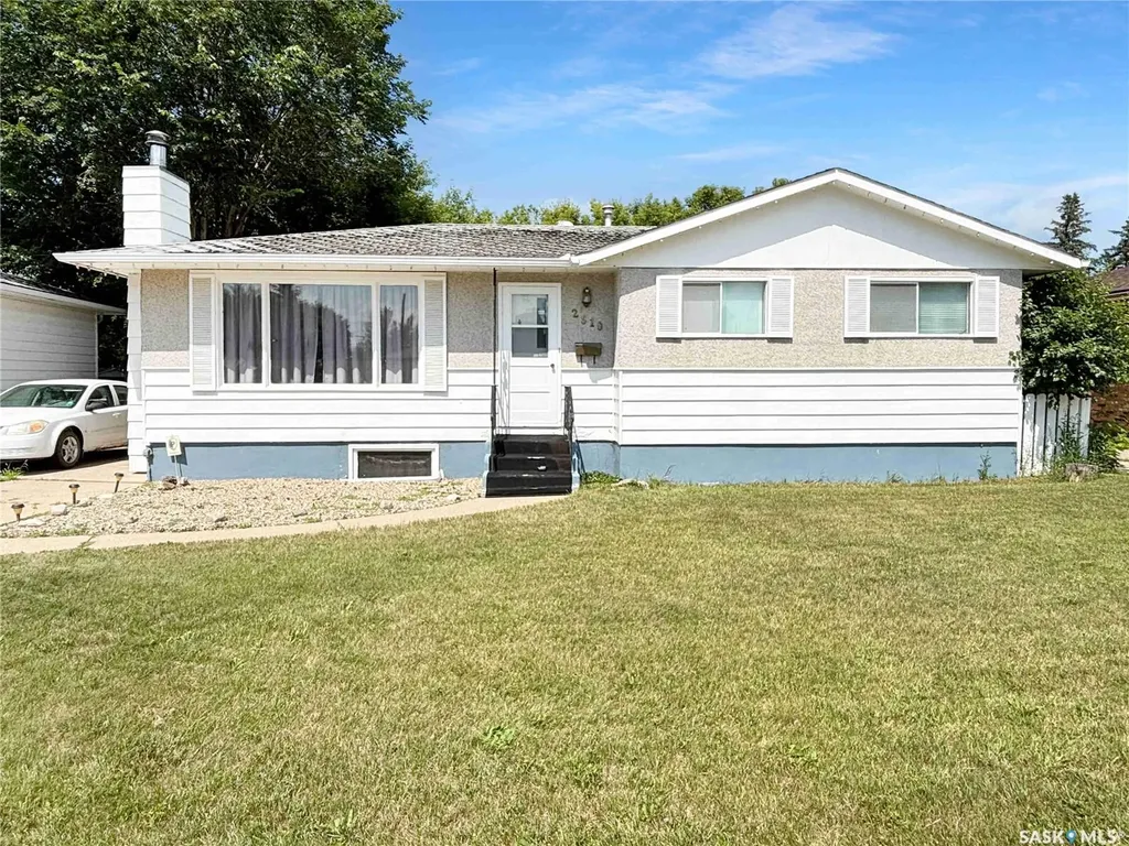 2510 Tomlinson Crescent Saskatoon SK S7L 3N2