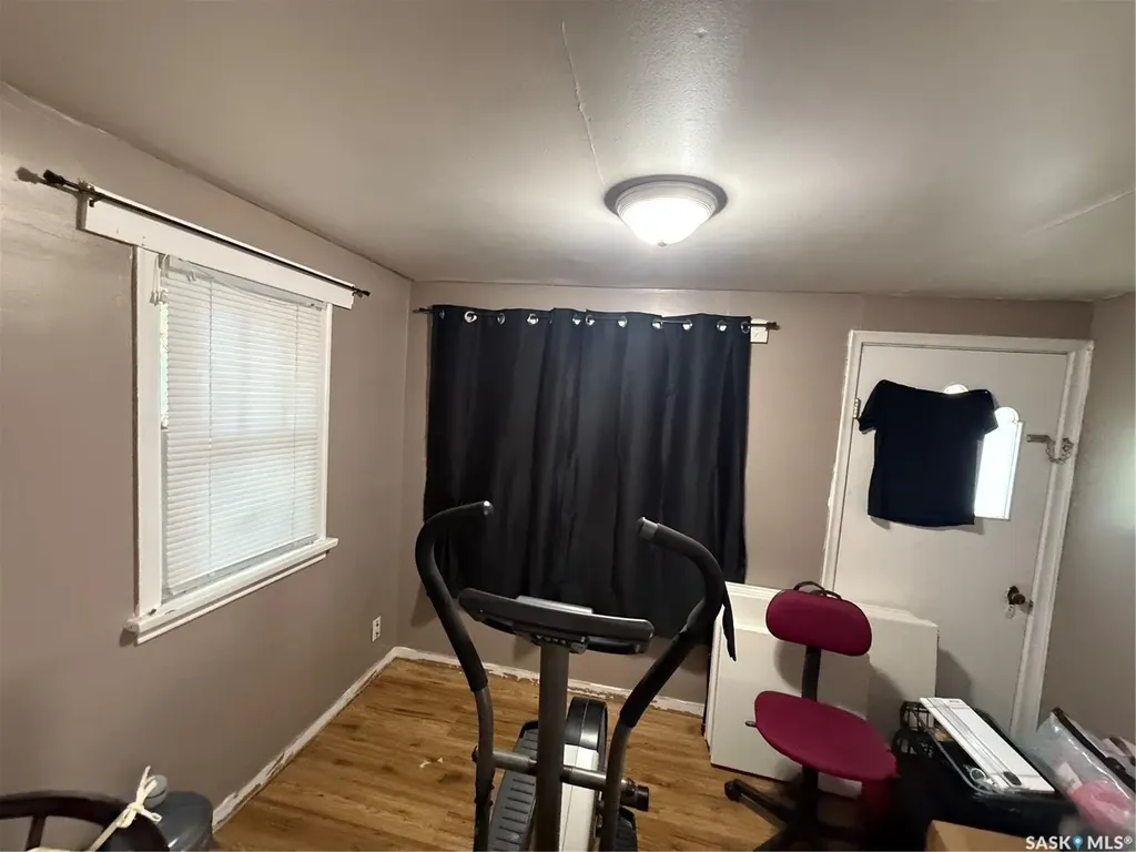 418 4th Avenue E Assiniboia SK S0H 0B0