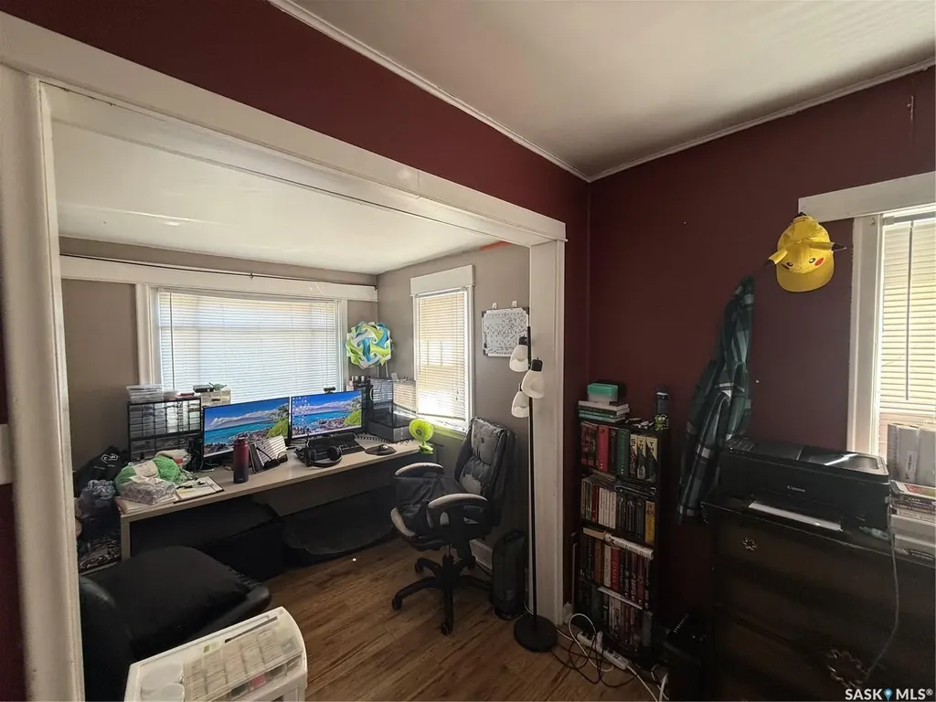 418 4th Avenue E Assiniboia SK S0H 0B0