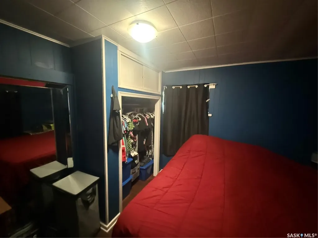 418 4th Avenue E Assiniboia SK S0H 0B0