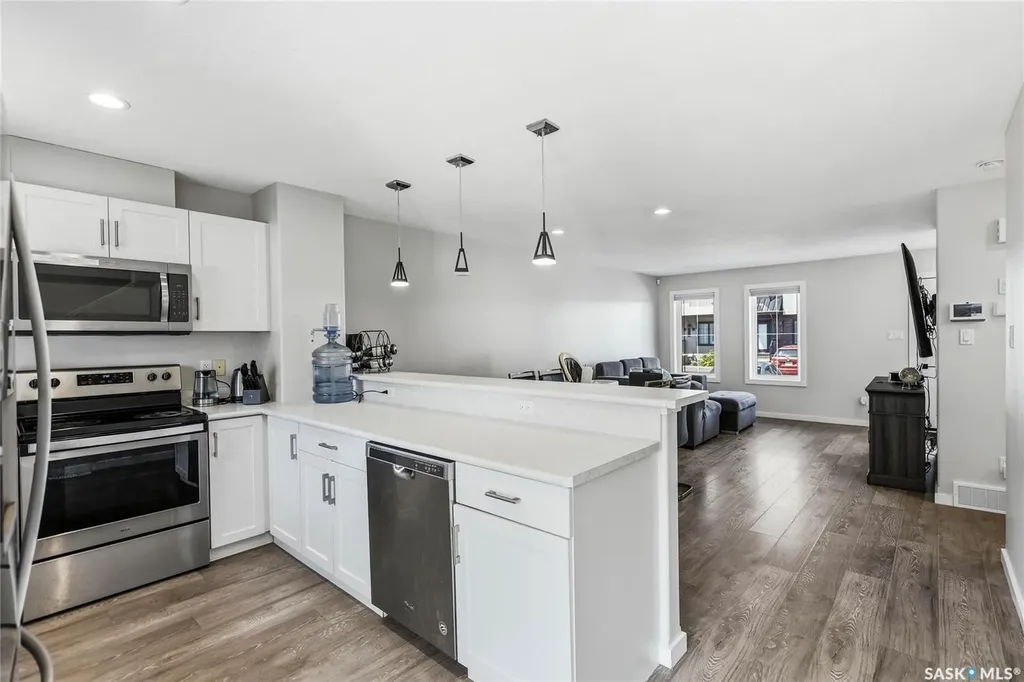 2715 Narcisse Drive Regina SK S4X 0P8