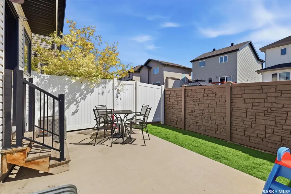 2715 Narcisse Drive Regina SK S4X 0P8