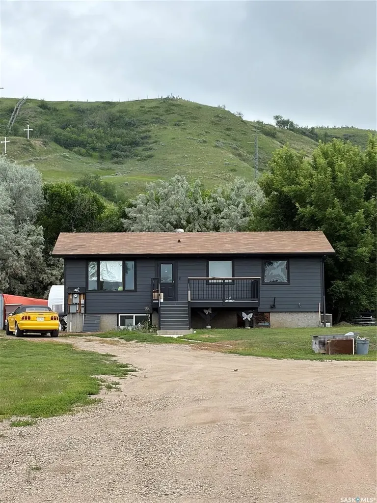 4 Mission Bay Lebret SK S0G 2Y0