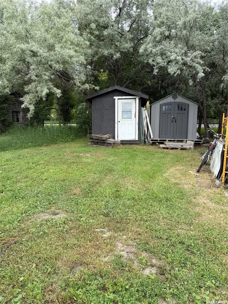 4 Mission Bay Lebret SK S0G 2Y0