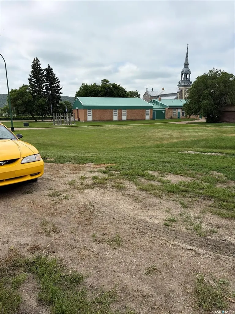 4 Mission Bay Lebret SK S0G 2Y0