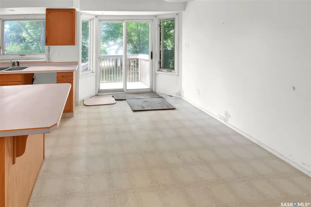 1716 Kilburn Avenue Saskatoon SK S7N 0K3