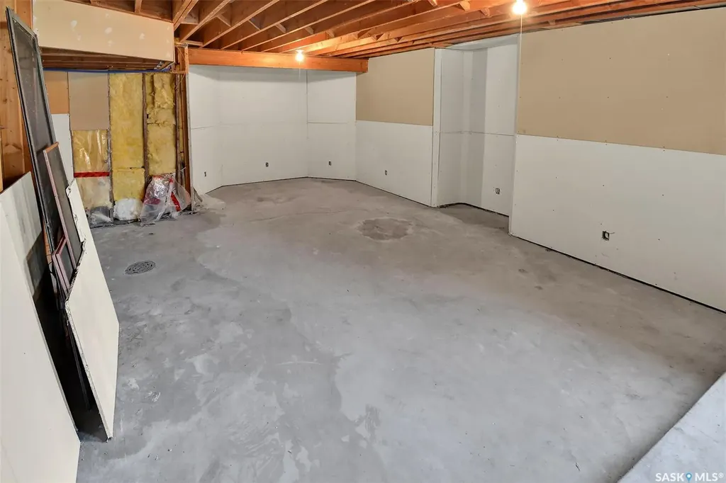 1716 Kilburn Avenue Saskatoon SK S7N 0K3