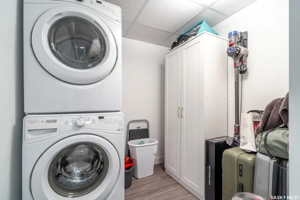 5301 Universal Crescent Regina SK S4W 0L2