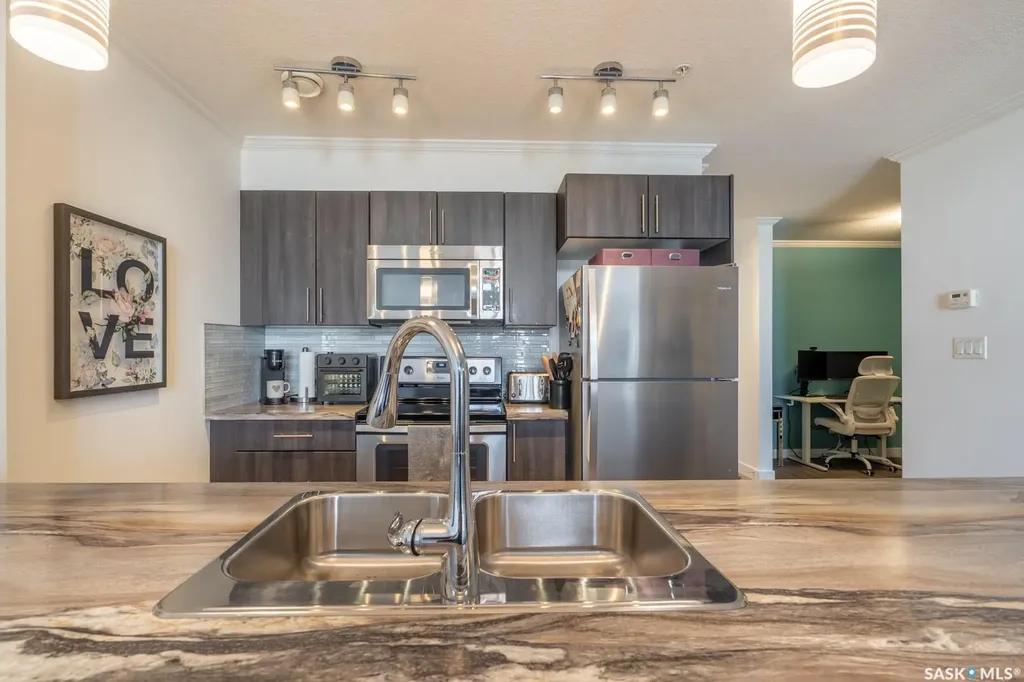 5301 Universal Crescent Regina SK S4W 0L2