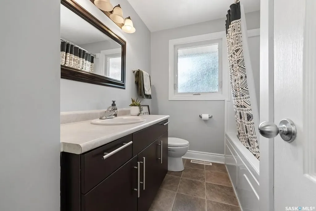 5309 1st Avenue Regina SK S4T 0A7