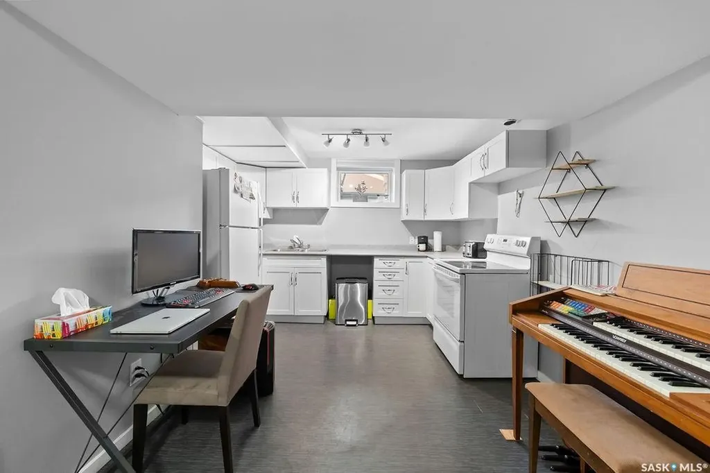 5309 1st Avenue Regina SK S4T 0A7