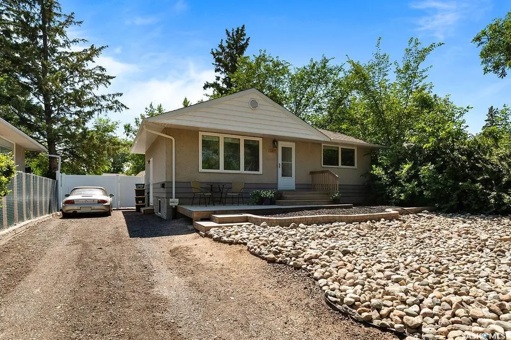 5309 1st Avenue Regina SK S4T 0A7