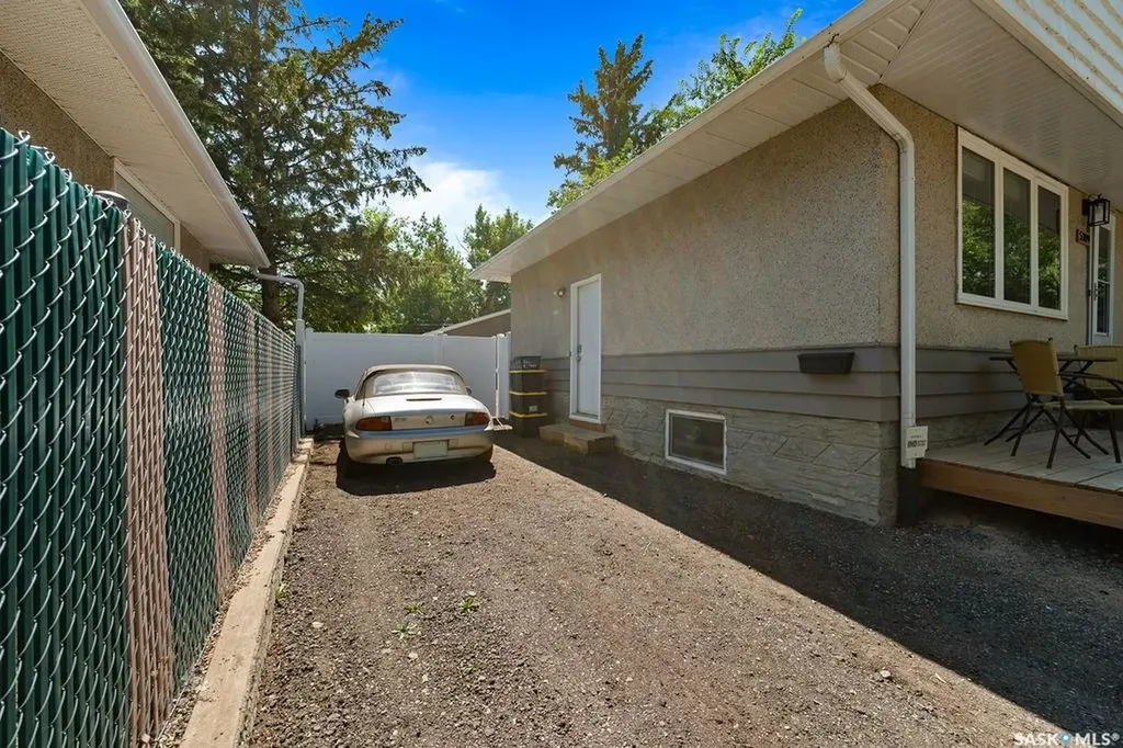 5309 1st Avenue Regina SK S4T 0A7