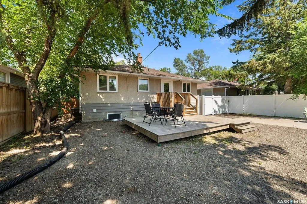 5309 1st Avenue Regina SK S4T 0A7
