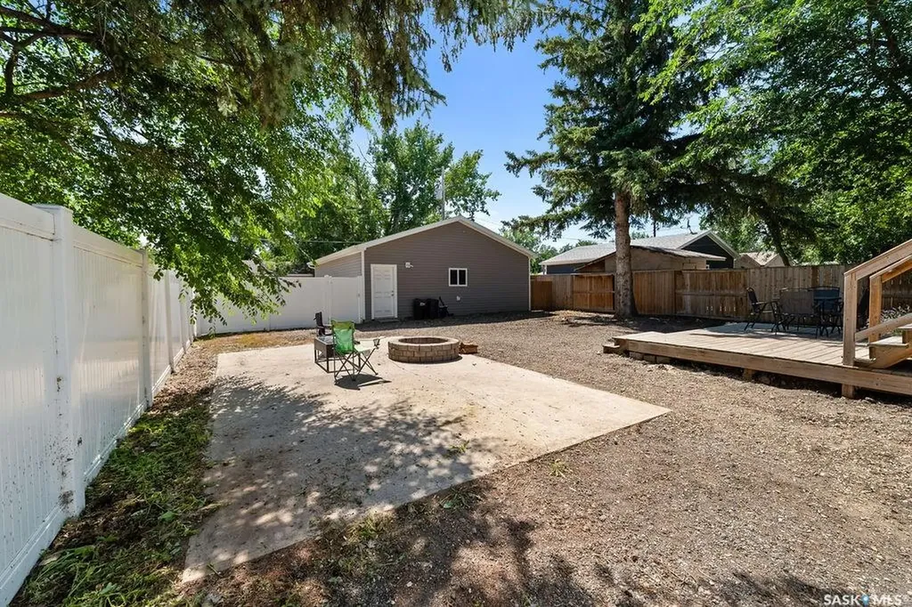 5309 1st Avenue Regina SK S4T 0A7