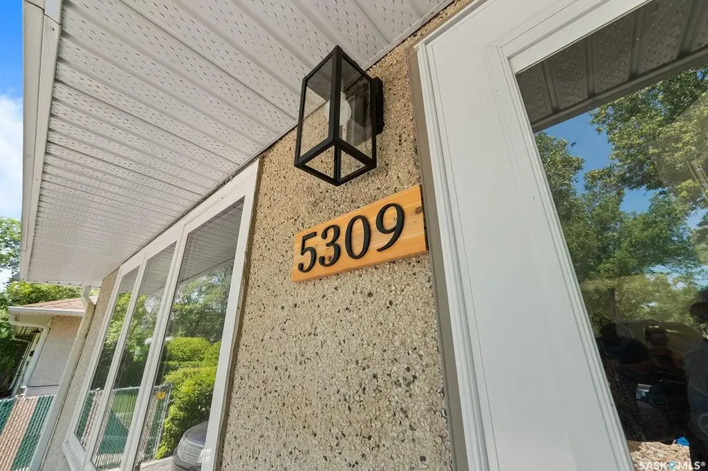5309 1st Avenue Regina SK S4T 0A7