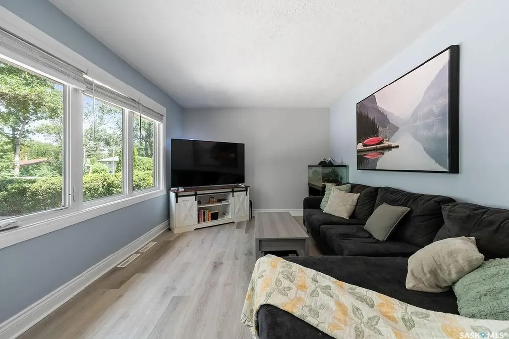5309 1st Avenue Regina SK S4T 0A7