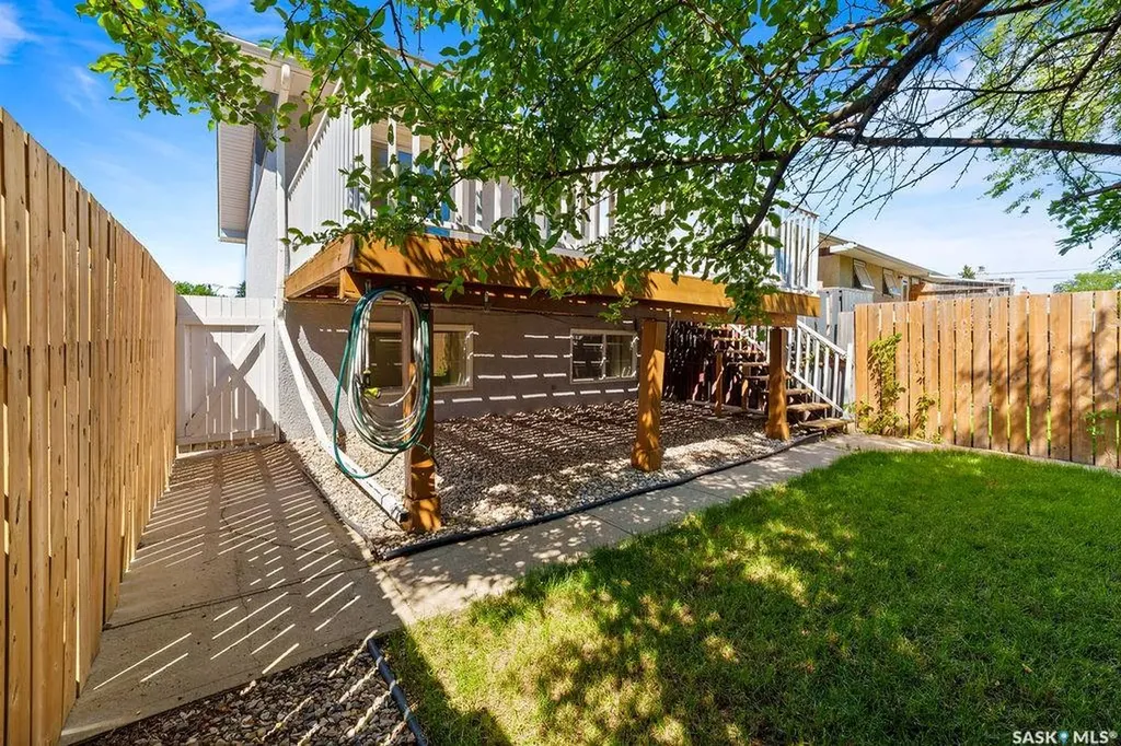 7321 Bowman Avenue Regina SK S4T 6K9