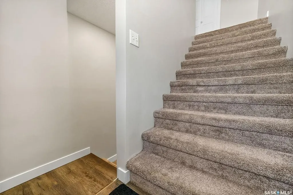 7321 Bowman Avenue Regina SK S4T 6K9