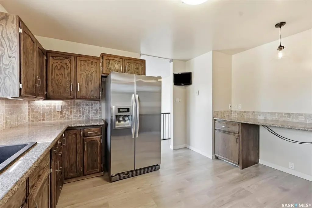 65 Rennie Place Saskatoon SK S7H 4N8