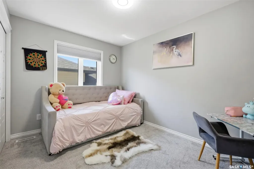 351 Kolynchuk Manor Saskatoon SK S7T 0W3