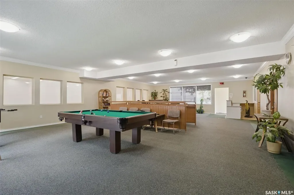 1121 1a Mckercher Drive Saskatoon SK S7H 5B8