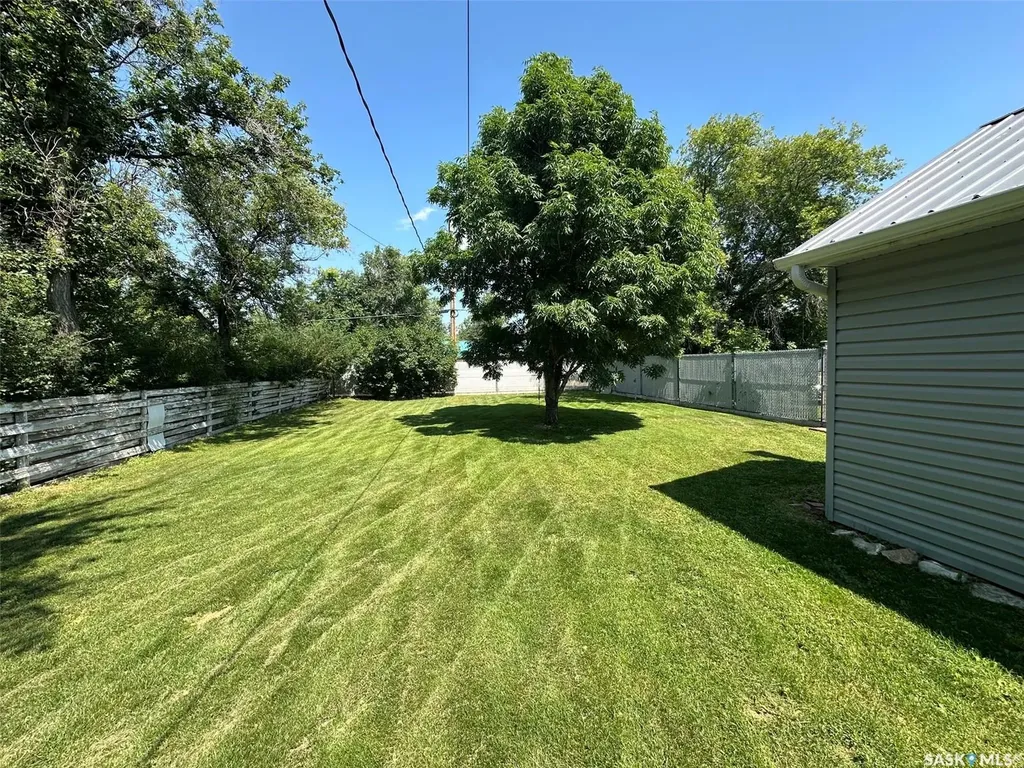 142 2nd Avenue W Central Butte SK S0H 0T0