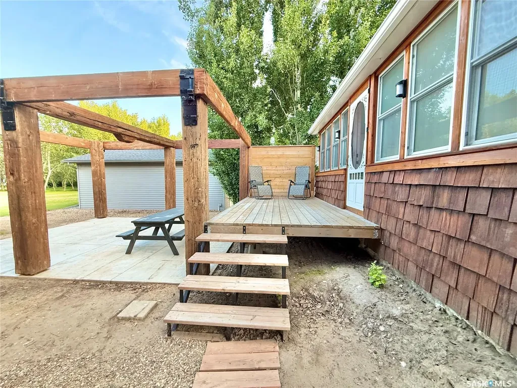 522 Vivian Bay Coteau Rm No. 255 SK S0L 0G0