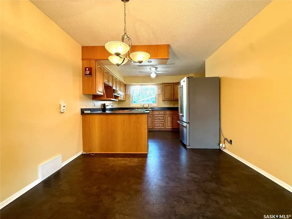 1317 Main Street Canora SK S0A 0L0