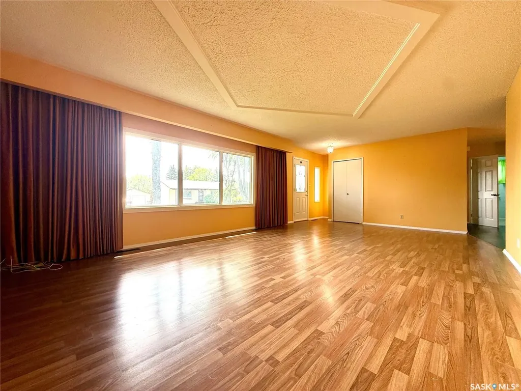 1317 Main Street Canora SK S0A 0L0