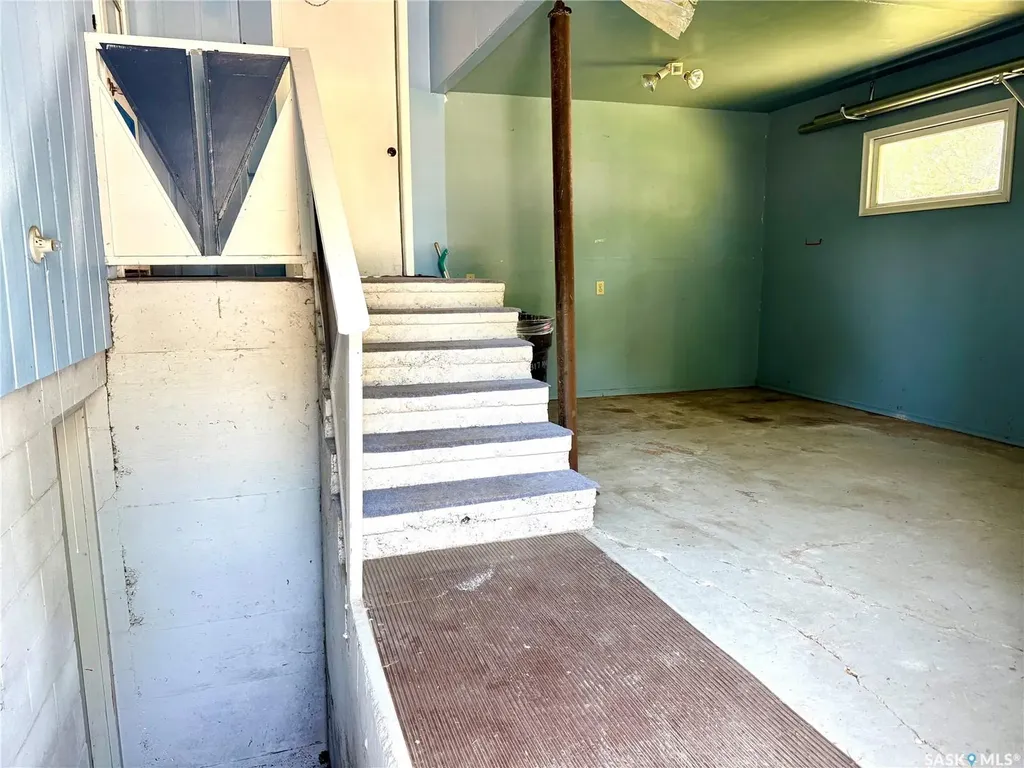 1317 Main Street Canora SK S0A 0L0