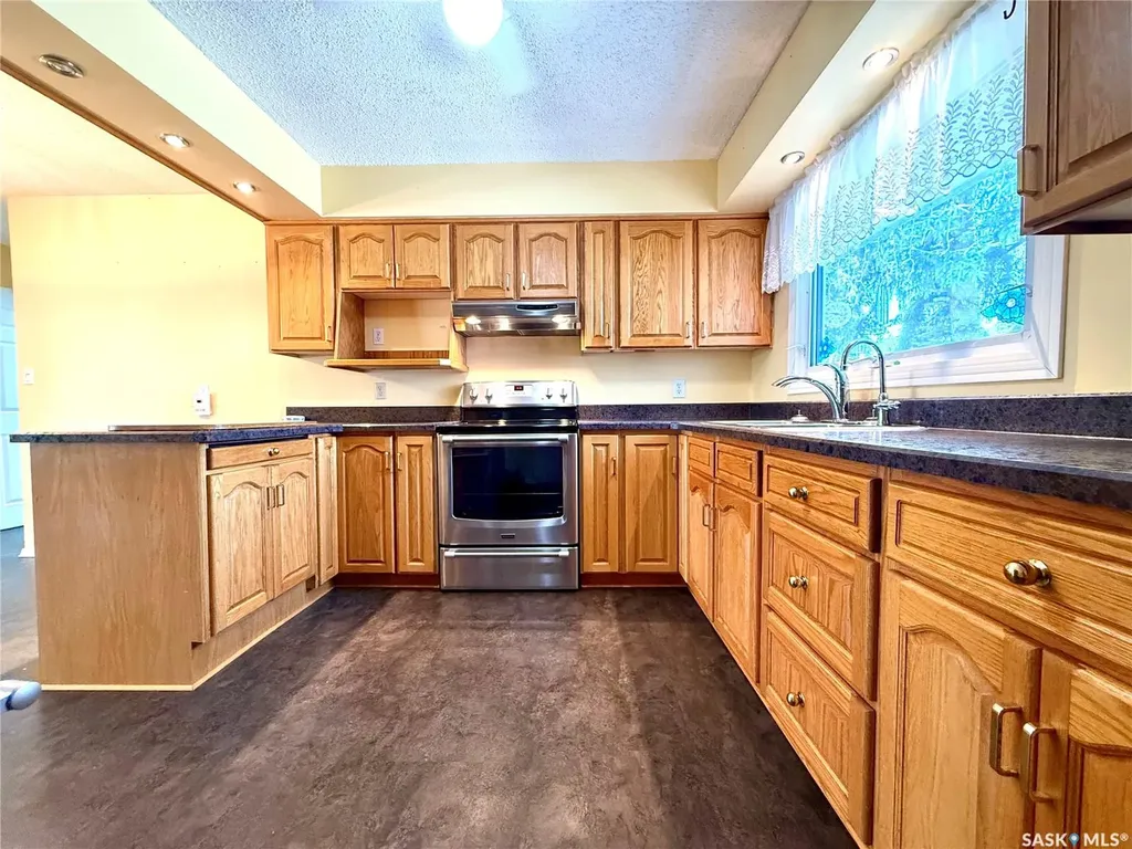 1317 Main Street Canora SK S0A 0L0