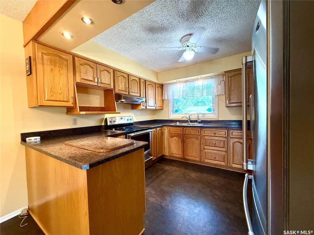 1317 Main Street Canora SK S0A 0L0