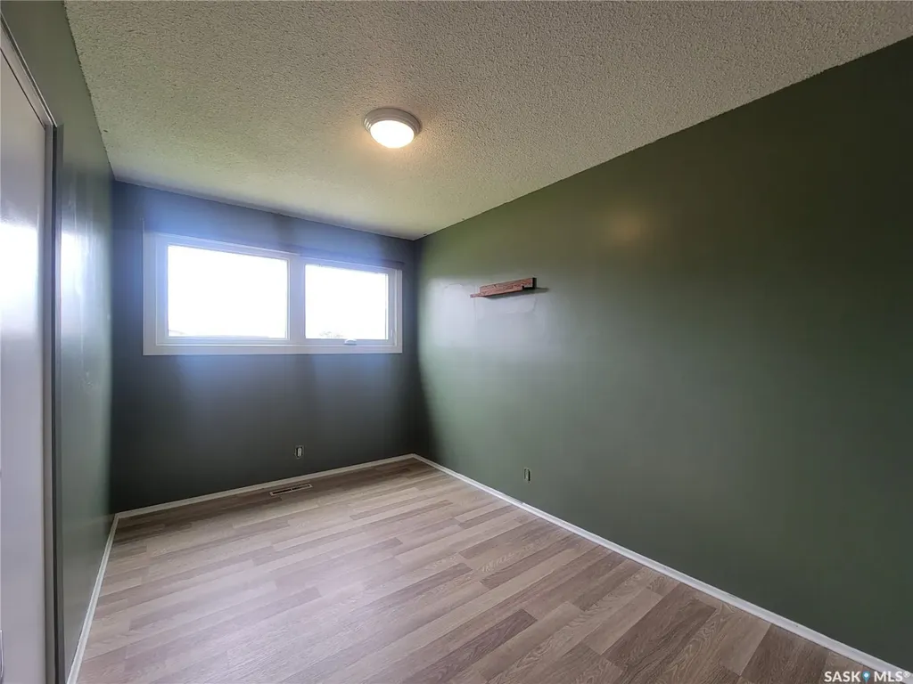 5107 Leader Street Macklin SK S0L 2C0