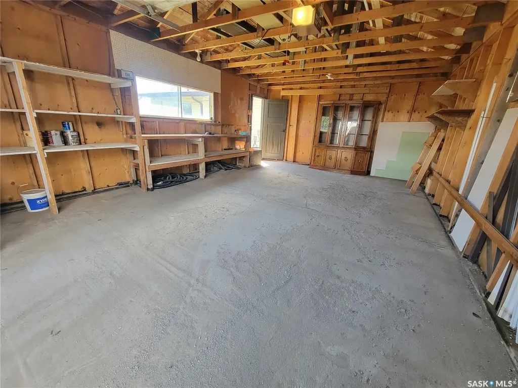 5107 Leader Street Macklin SK S0L 2C0
