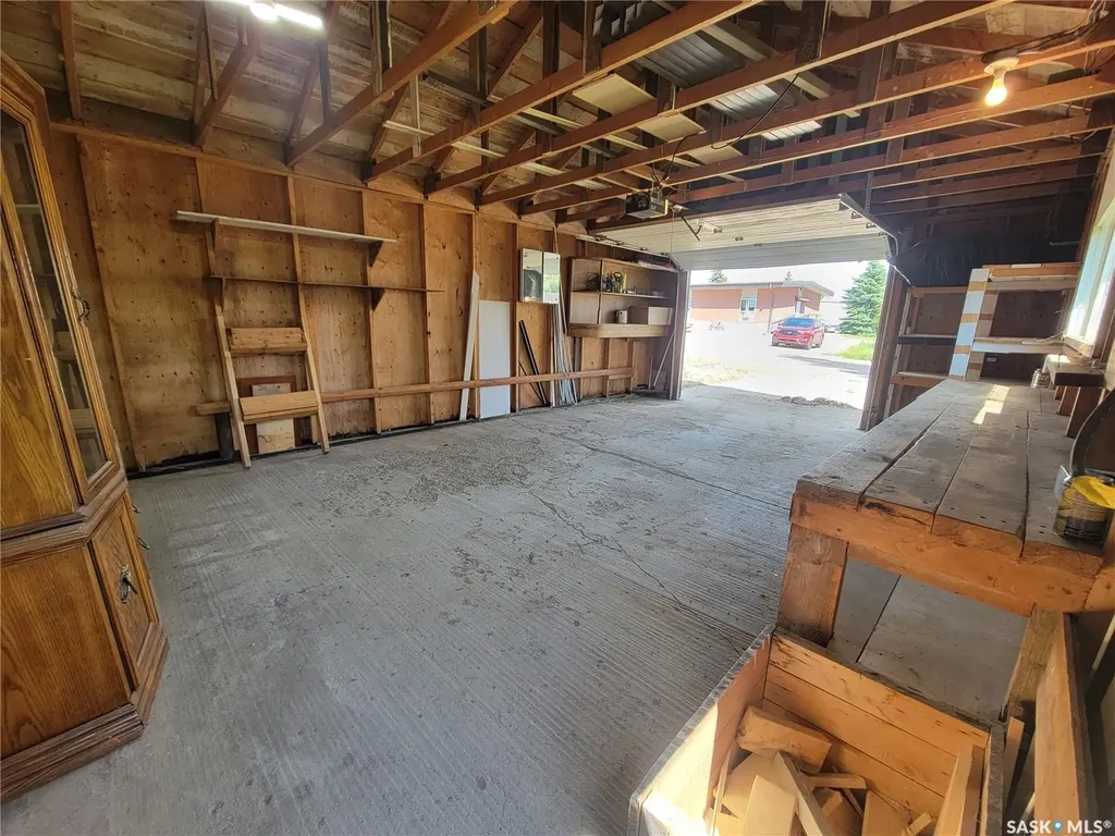 5107 Leader Street Macklin SK S0L 2C0