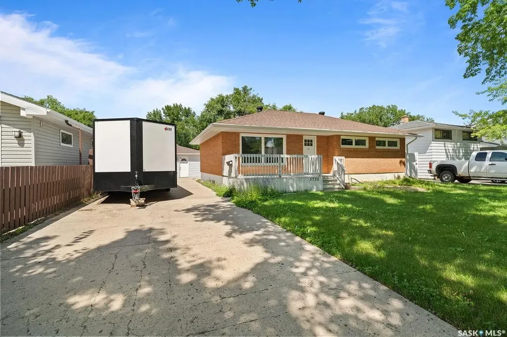 3720 Allen Avenue Regina SK S4S 1A2