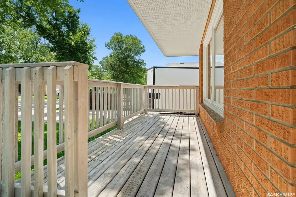 3720 Allen Avenue Regina SK S4S 1A2