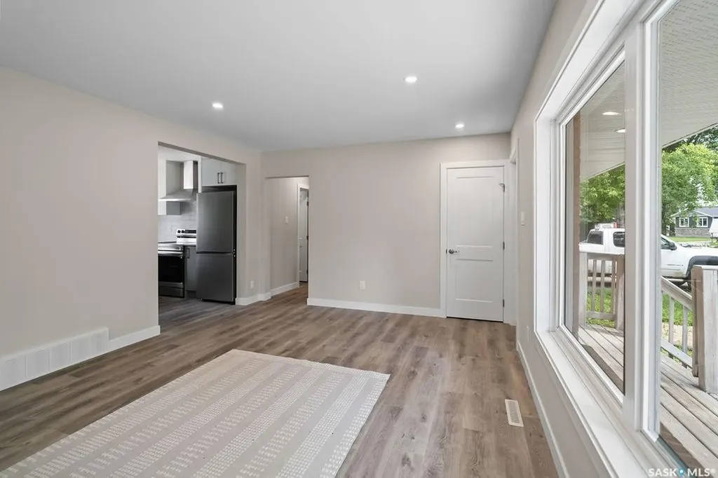 3720 Allen Avenue Regina SK S4S 1A2