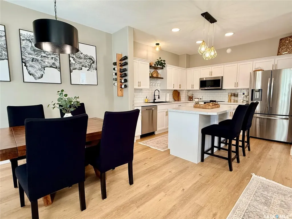 701 Mcintosh Street E Swift Current SK S9H 1H7
