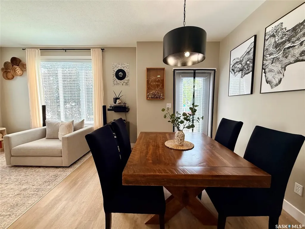 701 Mcintosh Street E Swift Current SK S9H 1H7