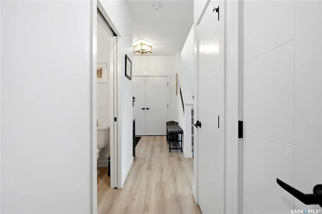 302 Chelsom Manor Saskatoon SK S7V 1R3