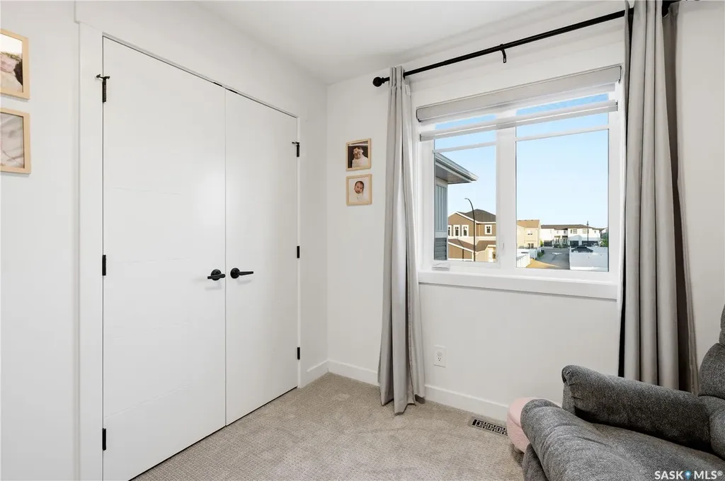 302 Chelsom Manor Saskatoon SK S7V 1R3