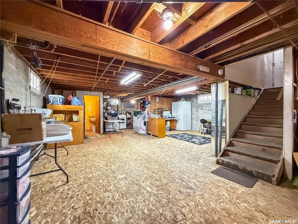 223 2nd Avenue E Frontier SK S0N 0W0