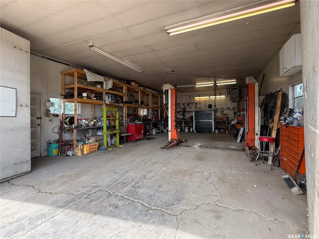 223 2nd Avenue E Frontier SK S0N 0W0