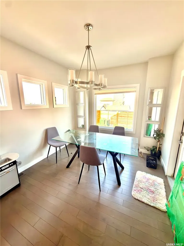 539 Secord Manor Saskatoon SK S7V 0M1
