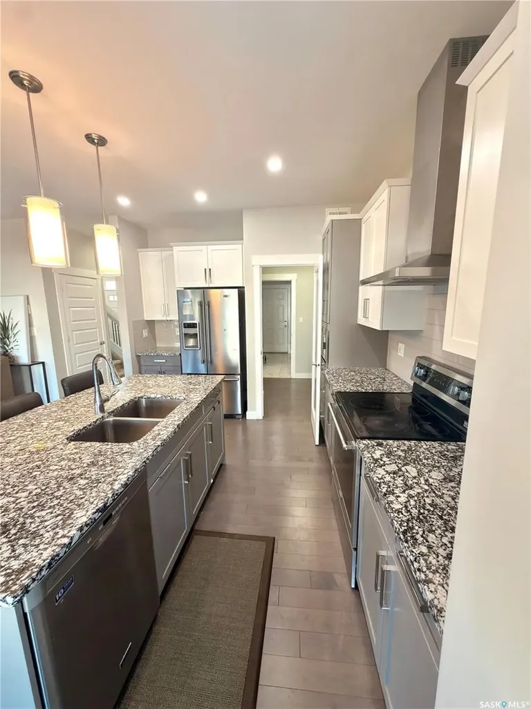 539 Secord Manor Saskatoon SK S7V 0M1