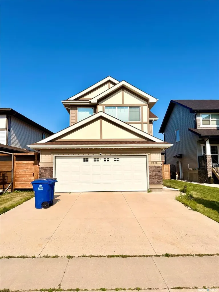 539 Secord Manor Saskatoon SK S7V 0M1