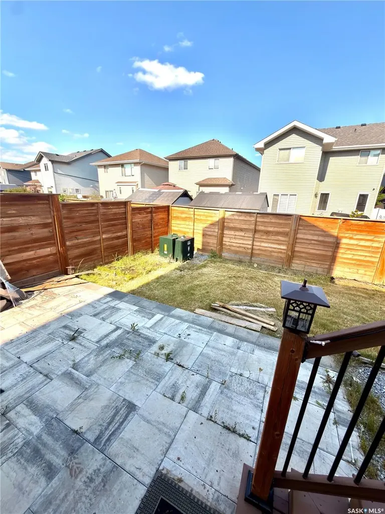 539 Secord Manor Saskatoon SK S7V 0M1